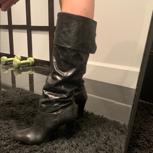 Black Knee-High Leather Boots - Picture 7 of 15